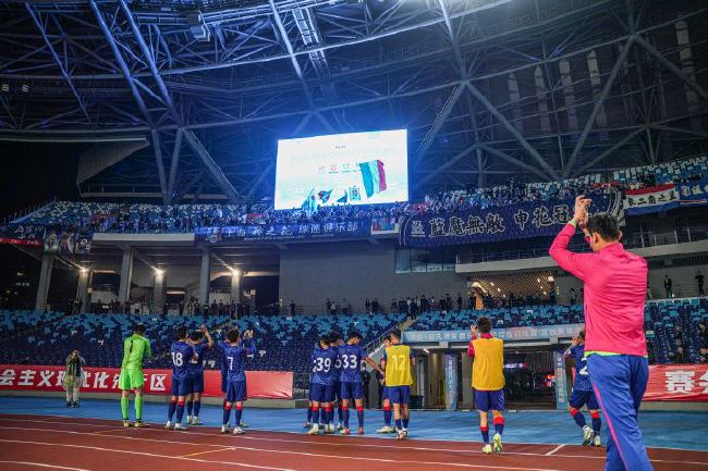 他将重新回到球队的首发阵容，与吉鲁一起为米兰攻城拔寨，莱奥的回归无疑会为米兰的锋线提供更多选择和解决方案。